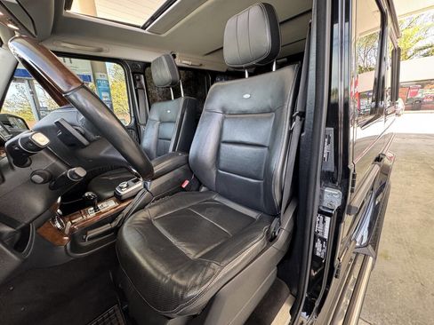 Used 2013 Mercedes-Benz G 550 image 6