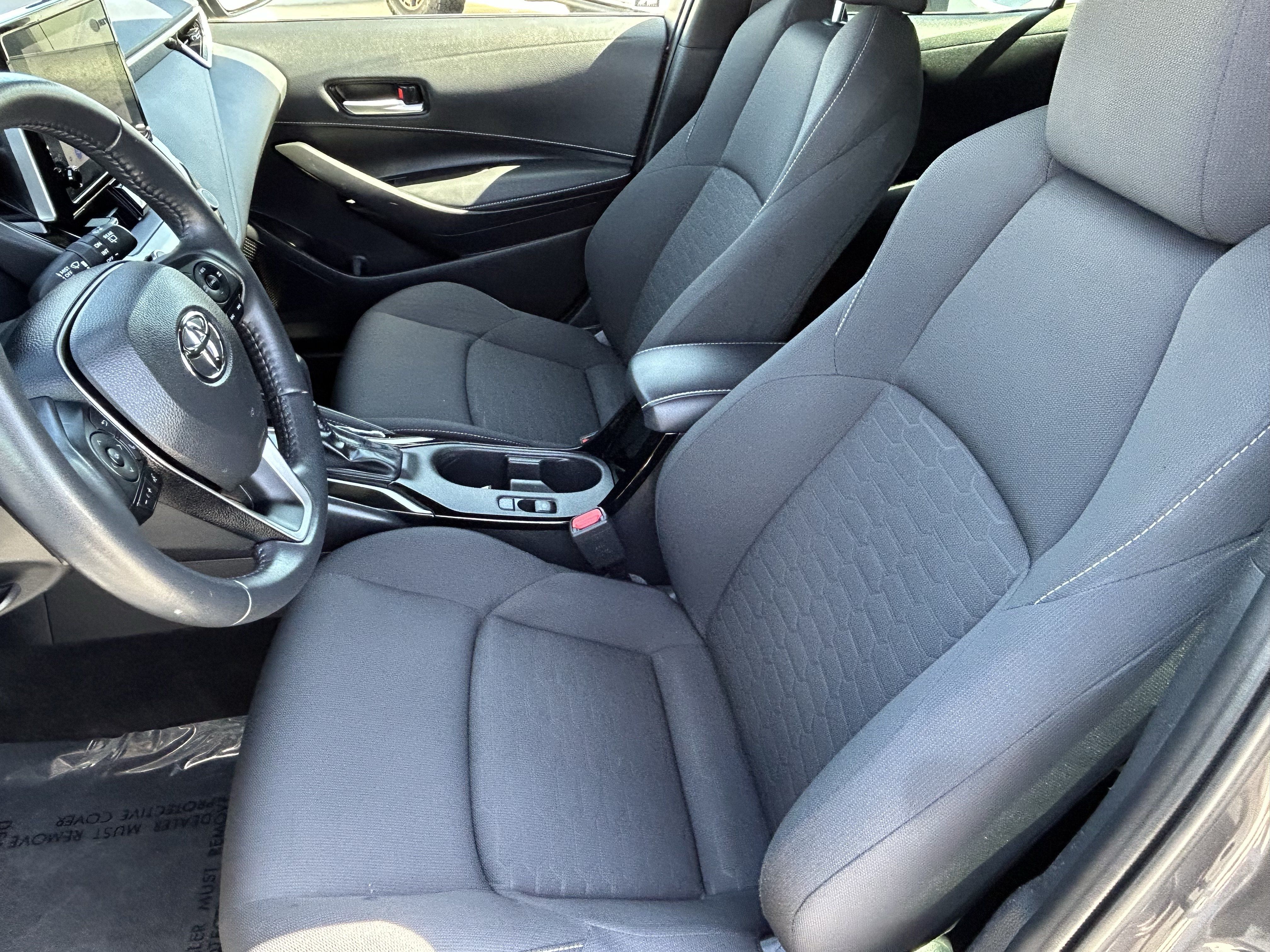 Certified 2025 Toyota Corolla SE w/ SE Package FWD image 15