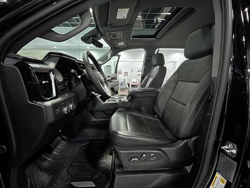 Used 2025 GMC Sierra 2500 Denali w/ Technology Package AWD/4WD image 11
