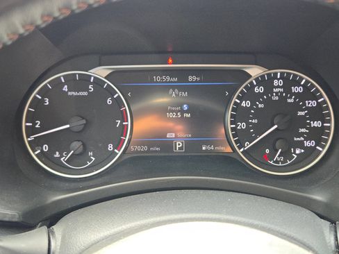 Used 2023 Nissan Sentra SR FWD image 11
