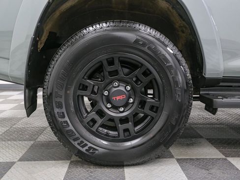 Used 2023 Toyota 4Runner TRD Off-Road Premium w/ Off Road Premium Plus Package AWD/4WD image 15