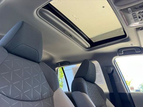 Certified 2024 Toyota RAV4 XLE w/ Convenience Package AWD/4WD image 18