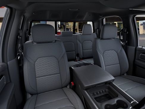 New 2026 RAM 1500 Big Horn AWD/4WD image 16