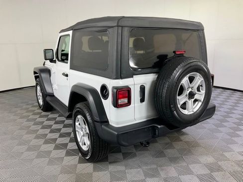 Used 2020 Jeep Wrangler Sport image 4