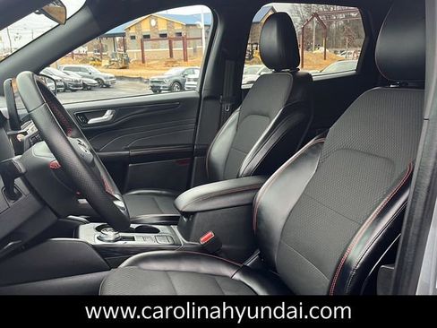 Used 2024 Ford Escape ST-Line image 15