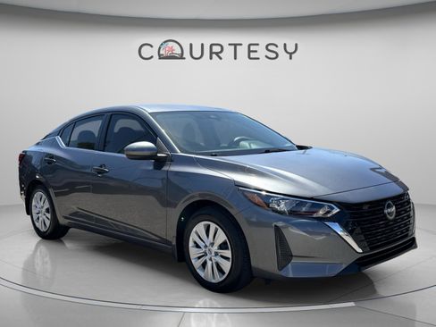 Certified 2025 Nissan Sentra S image 9