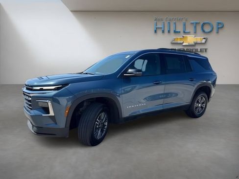 Used 2026 Chevrolet Traverse LT AWD/4WD image 11