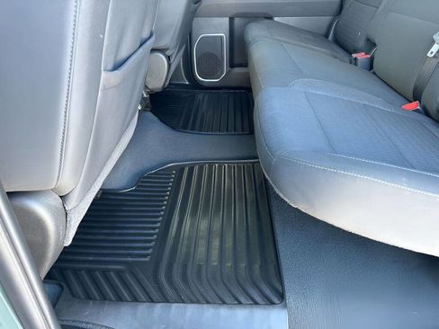 Used 2025 Chevrolet Silverado 1500 LT image 35