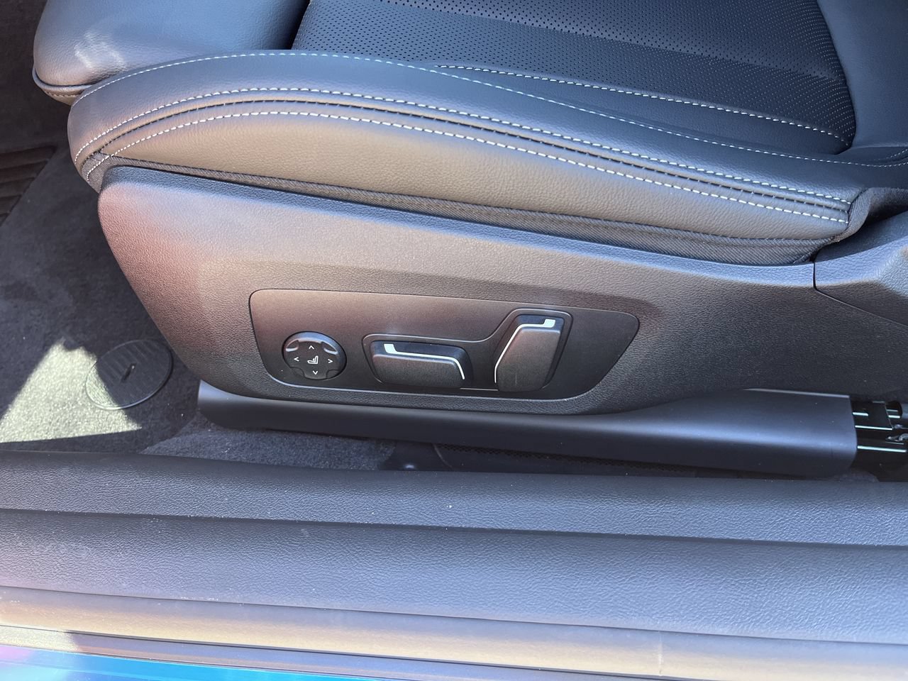 Used 2026 BMW 430i Coupe w/ M Sport Package RWD image 15