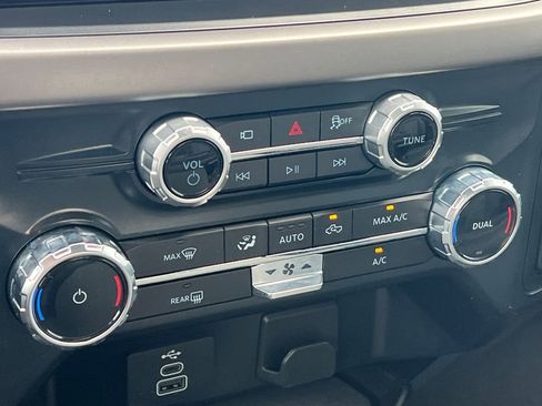 Used 2025 Ford F150 XLT w/ Equipment Group 301A Standard image 23