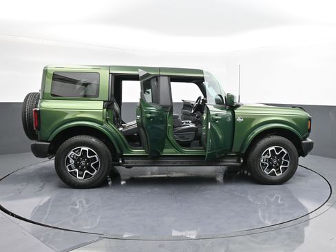 Used 2025 Ford Bronco Outer Banks image 41