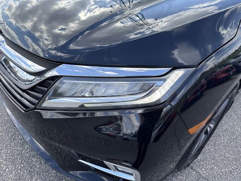 Used 2018 Honda Odyssey Touring image 6
