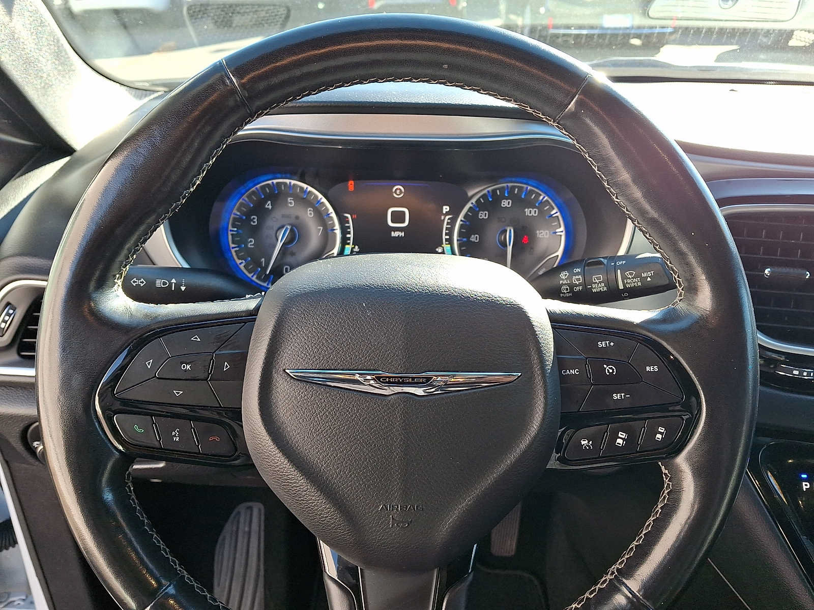 Used 2019 Chrysler Pacifica Touring-L FWD image 22