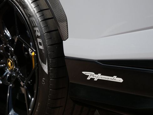 Used 2024 Lamborghini Urus Performante image 30