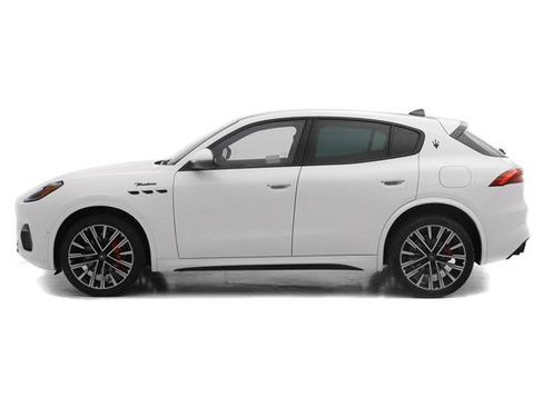 Certified 2023 Maserati Grecale Modena AWD/4WD image 3
