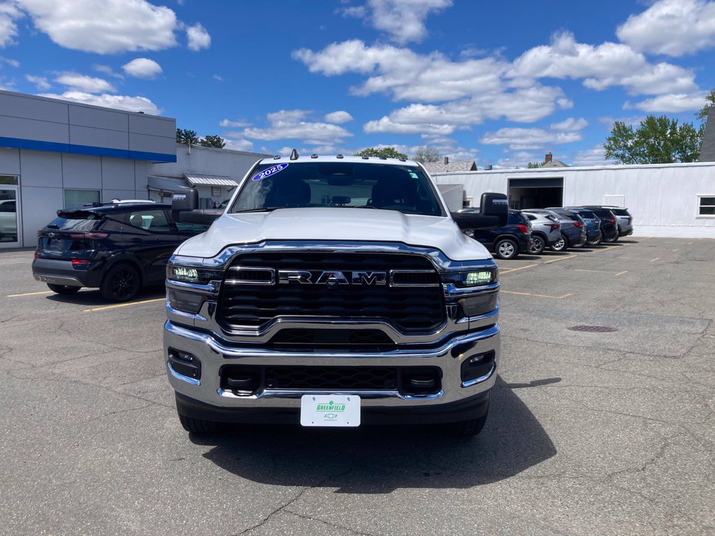 Used 2025 RAM 2500 Big Horn AWD/4WD image 2