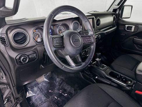 Certified 2022 Jeep Wrangler Sport S image 17