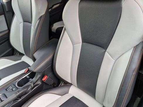 Used 2019 Subaru Crosstrek 2.0i Limited w/ Moonroof Package w/Navigation AWD/4WD image 14