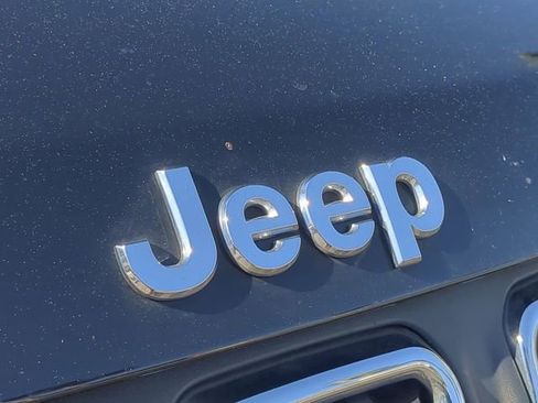 Certified 2024 Jeep Compass Sport image 13