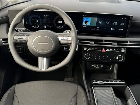 New 2026 Hyundai Tucson SEL image 17