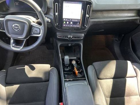 Used 2023 Volvo XC40 Recharge Plus w/ Protection Package Premier AWD/4WD image 6