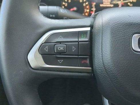 Used 2024 Jeep Compass Latitude image 22