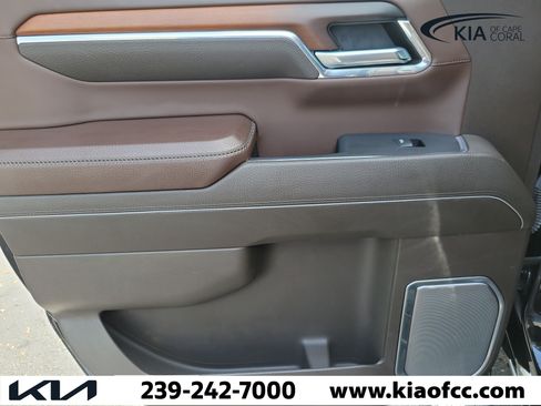 Used 2024 GMC Sierra 1500 Denali w/ Denali Reserve Package AWD/4WD image 13