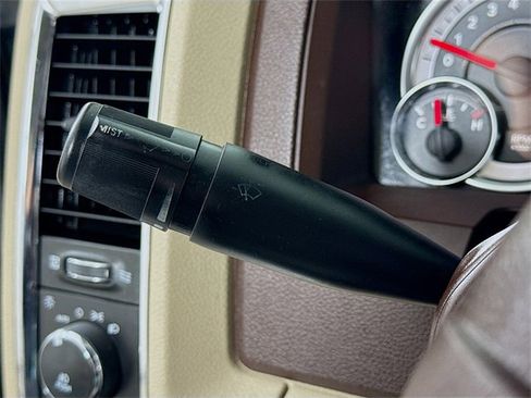 Used 2016 RAM 1500 Laramie w/ Convenience Group image 15