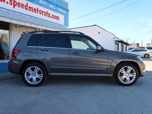 Used 2013 Mercedes-Benz GLK 250 4MATIC 4dr GLK 250 BlueTEC image 4