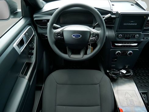 Used 2025 Ford Explorer 4WD Police Interceptor w/ Ready For The Road Package image 13