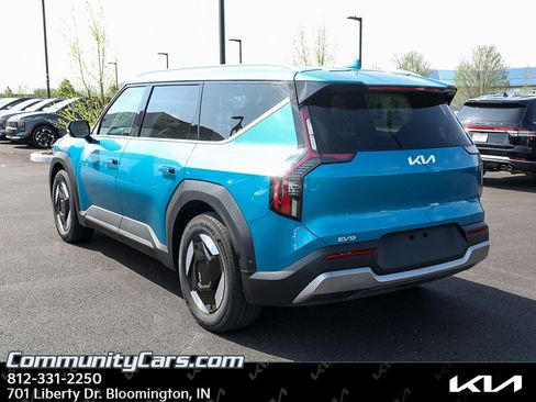 New 2026 Kia EV9 Wind AWD/4WD image 5
