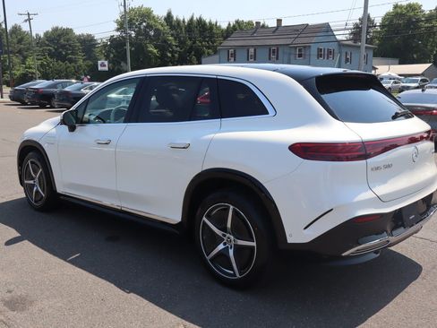 Used 2023 Mercedes-Benz EQS 580 4MATIC SUV w/ Pinnacle Trim Package image 7