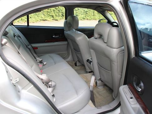 Used 2004 Buick Le Sabre Limited image 6