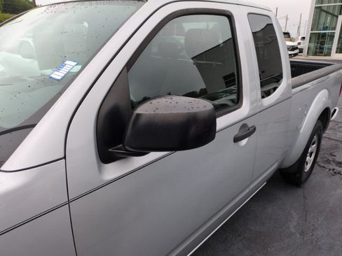 Used 2019 Nissan Frontier S RWD image 10