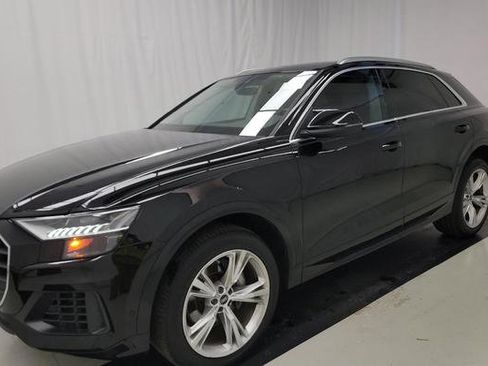Used 2023 Audi Q8 Premium w/ Convenience Package image 1