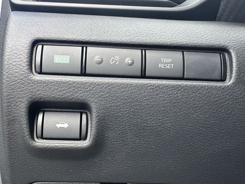 Used 2023 Nissan Sentra S FWD image 33