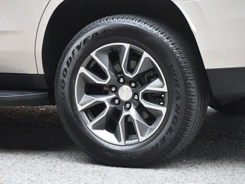 Used 2021 Chevrolet Tahoe LT image 19