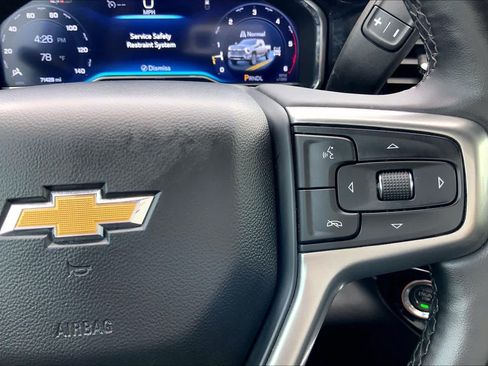 Used 2024 Chevrolet Silverado 2500 LT AWD/4WD image 24