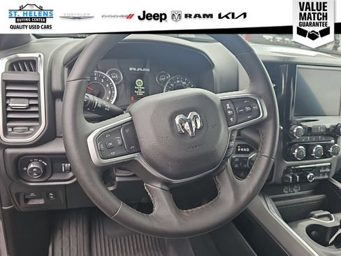 Used 2025 RAM 1500 Big Horn AWD/4WD image 16