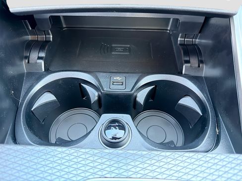 New 2026 BMW 330i Sedan w/ M Sport Package image 30