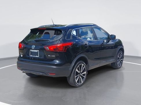 Used 2017 Nissan Rogue Sport SL AWD/4WD image 3