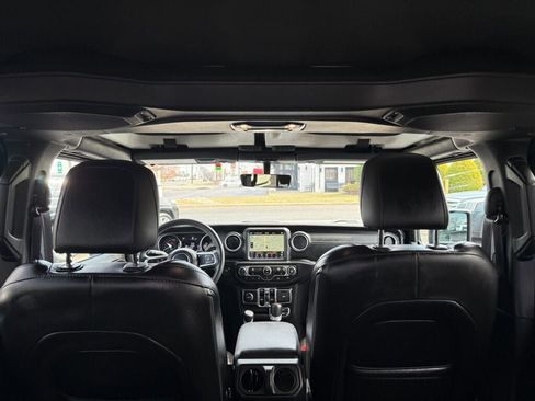 Used 2023 Jeep Wrangler Sahara w/ Dual Top Group image 33