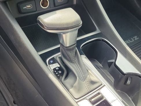 Used 2022 Hyundai Santa Cruz SE FWD image 27