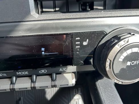 Used 2025 Toyota 4Runner TRD Off-Road AWD/4WD image 21