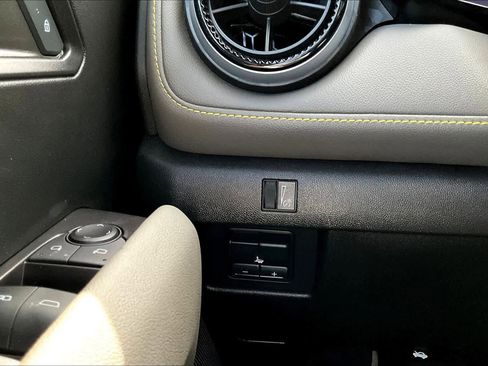 Used 2024 Chevrolet Colorado ZR2 w/ Technology Package image 35