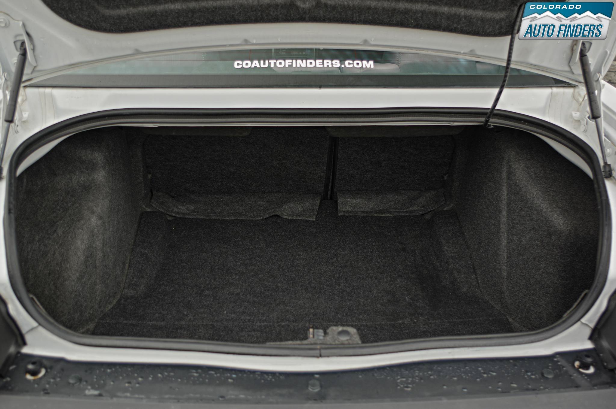 Used 2013 Dodge Challenger R/T w/ Sound Group II RWD image 26