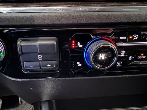 Certified 2023 Chevrolet Silverado 1500 RST w/ True North Edition Plus image 24