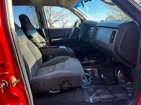 Used 2003 Dodge Durango SLT image 13