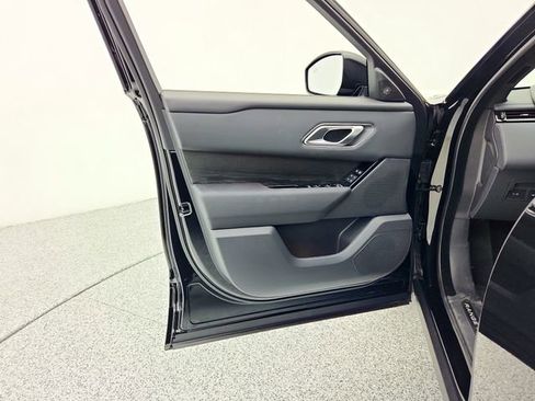 New 2026 Land Rover Range Rover Velar Dynamic SE image 27