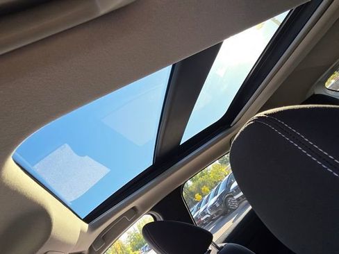 New 2026 Nissan Kicks SV w/ SV Premium Package image 4